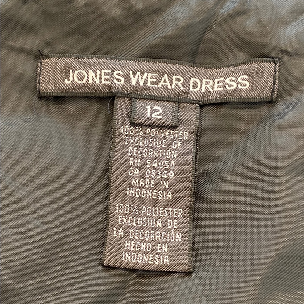 Jones Wear Halter Dress - Picture 6 of 7